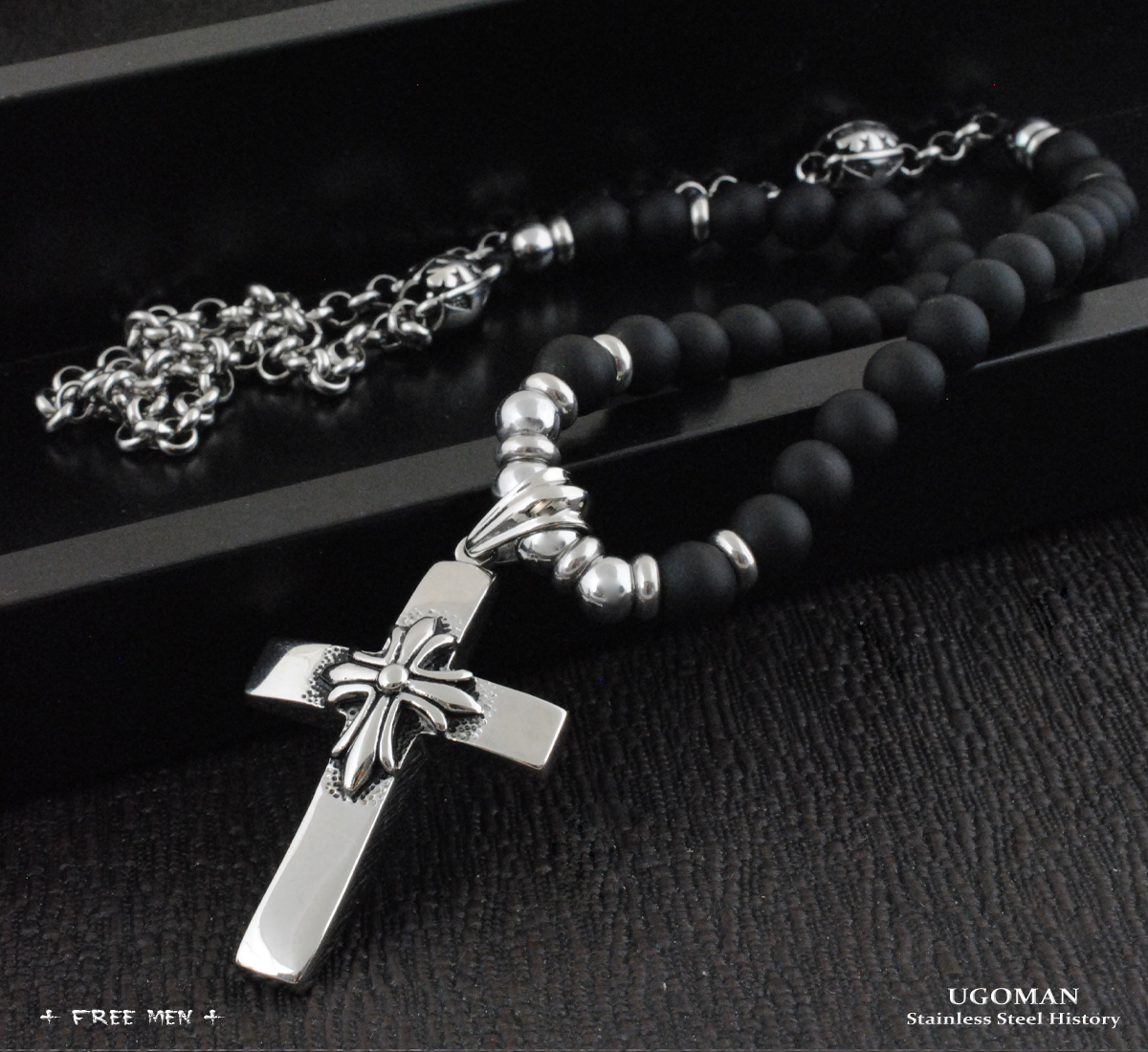 <p><span style="font-size:14px"><span style="font-family:verdana,geneva,sans-serif">Flora Cross in Cross</span></span></p>