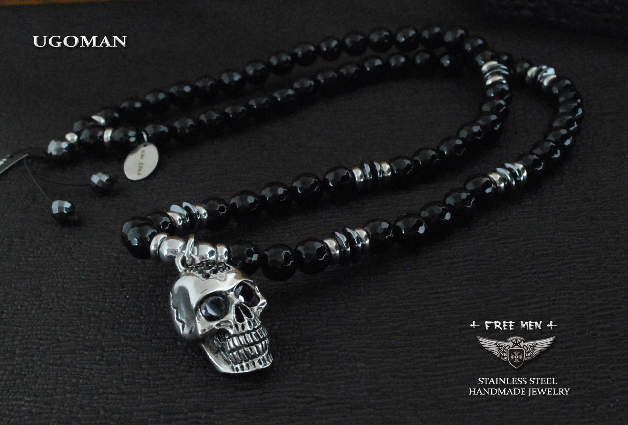 <p><span style="font-size:14px"><span style="font-family:verdana,geneva,sans-serif">Skull & Stones</span></span></p>